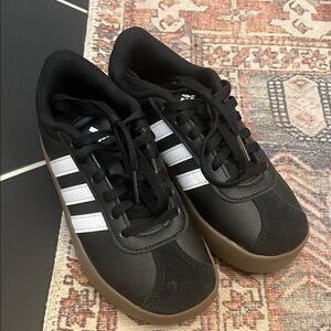 Kids Adidas VL Court 3.0 sneakers